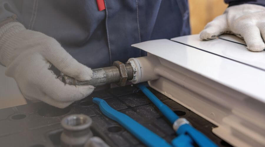 Expert burst pipe repair services in Saint Meinrad, IN